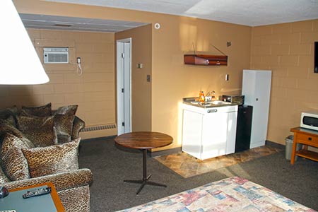 Executive Suite Capone's Hideaway Motel Moose Jaw